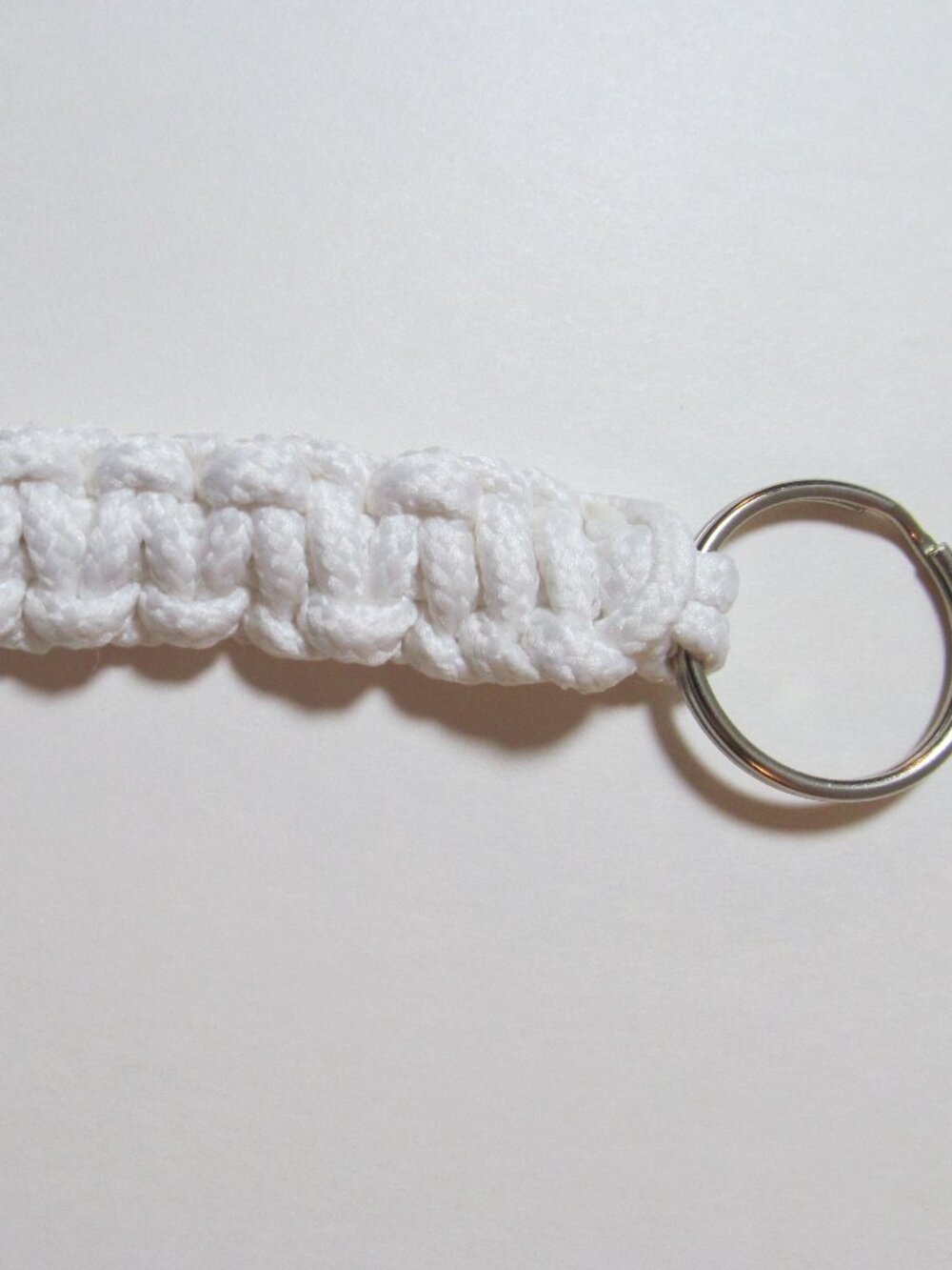 White Paracord Keychain 22812026